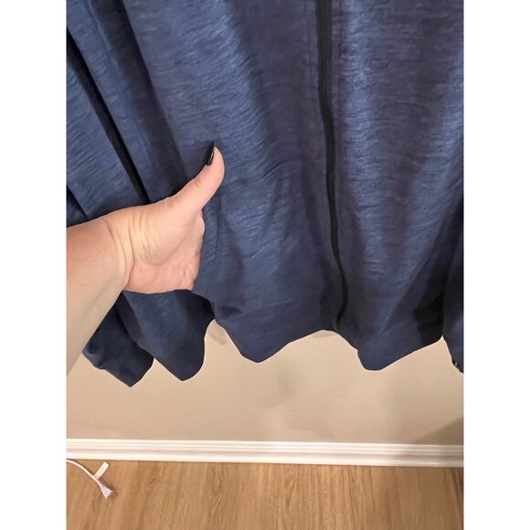 Happy Camper by Torrid Blue Lightweight Zip Hoodie Size 6 (4X/5X Equivalent) - Picture 4 of 10